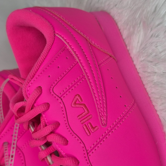 Fila Pink Sneakers - Picture 5 of 13